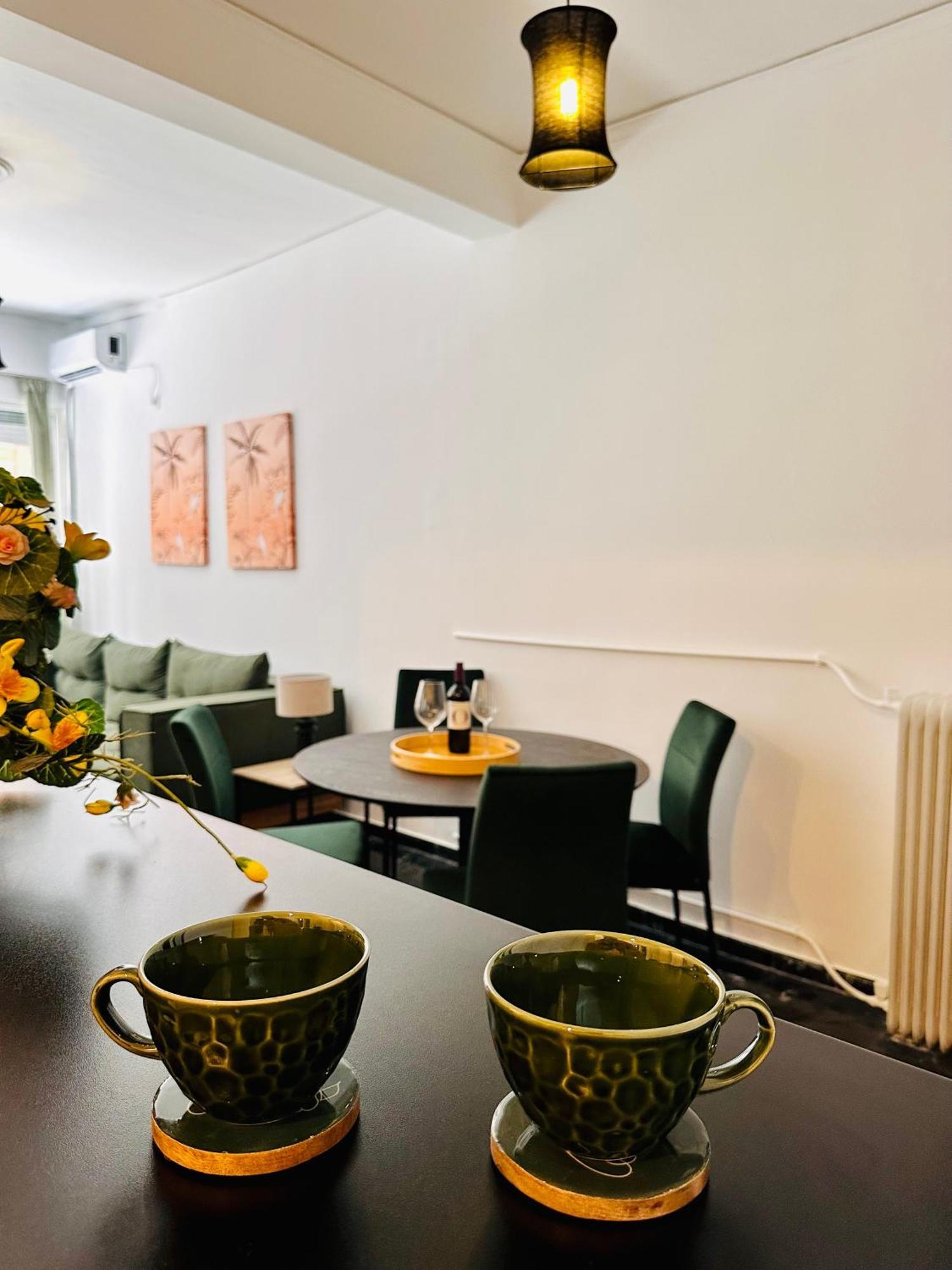 Pangrati Eco-chic Oasis 1br For 4 Persons Apartment *