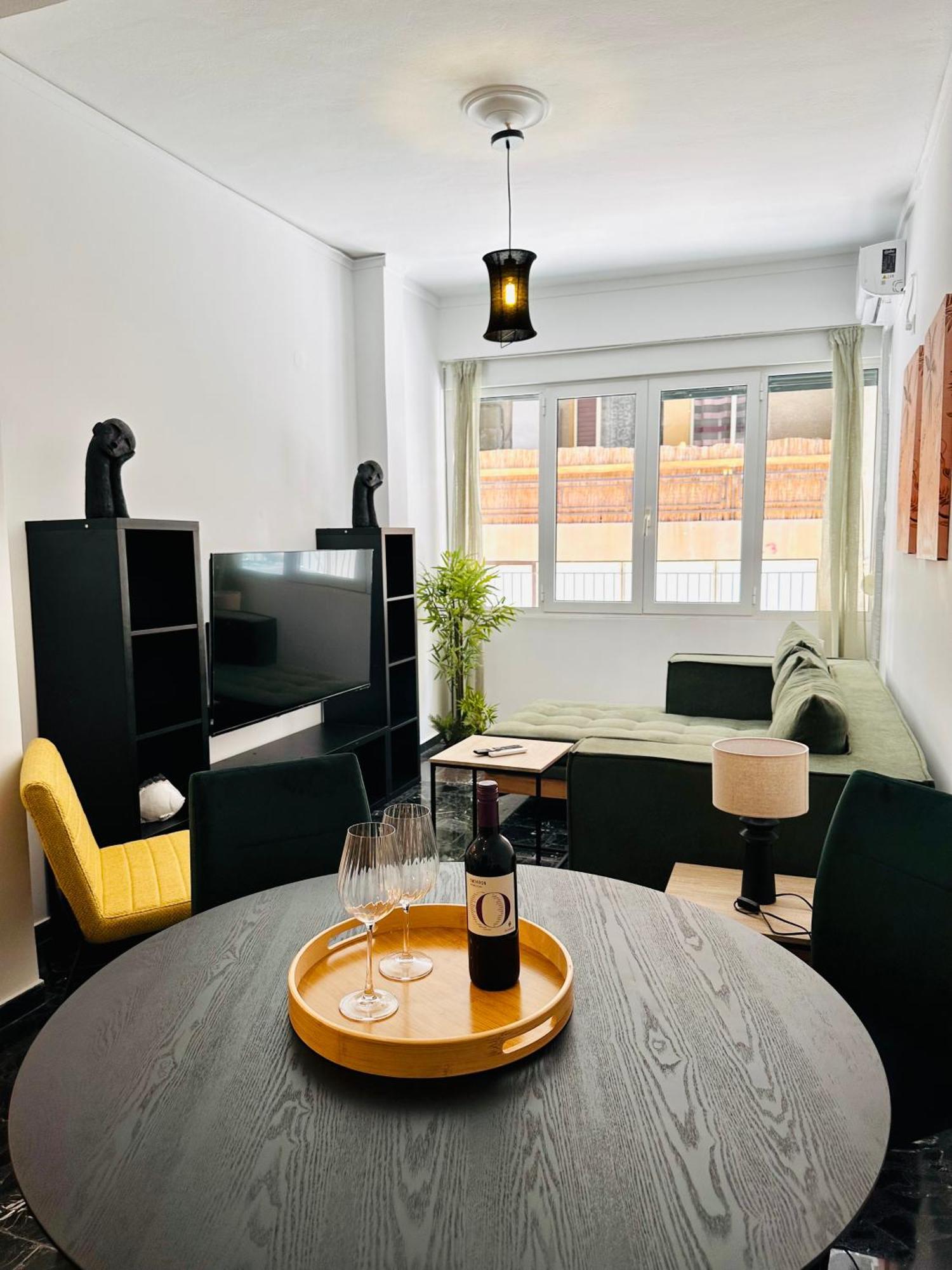 Pangrati Eco-chic Oasis 1br For 4 Persons Apartment