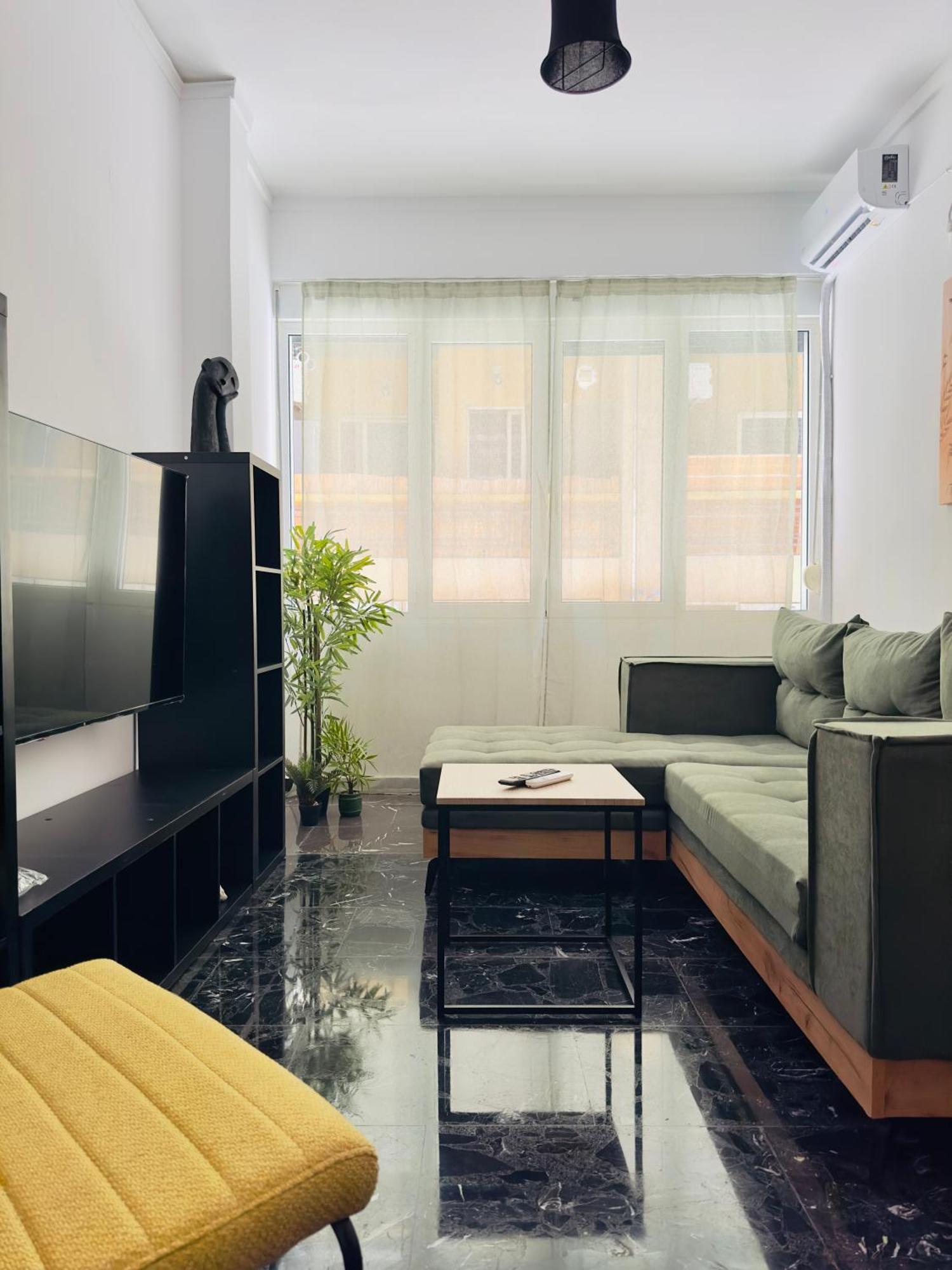 Pangrati Eco-chic Oasis 1br For 4 Persons Athen